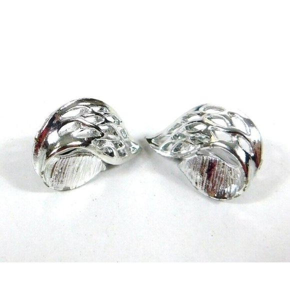 Vintage 70's CELEBRITY Open Work Curled Leaf Silver Tone Earrings Clip on - Picture 4 of 10